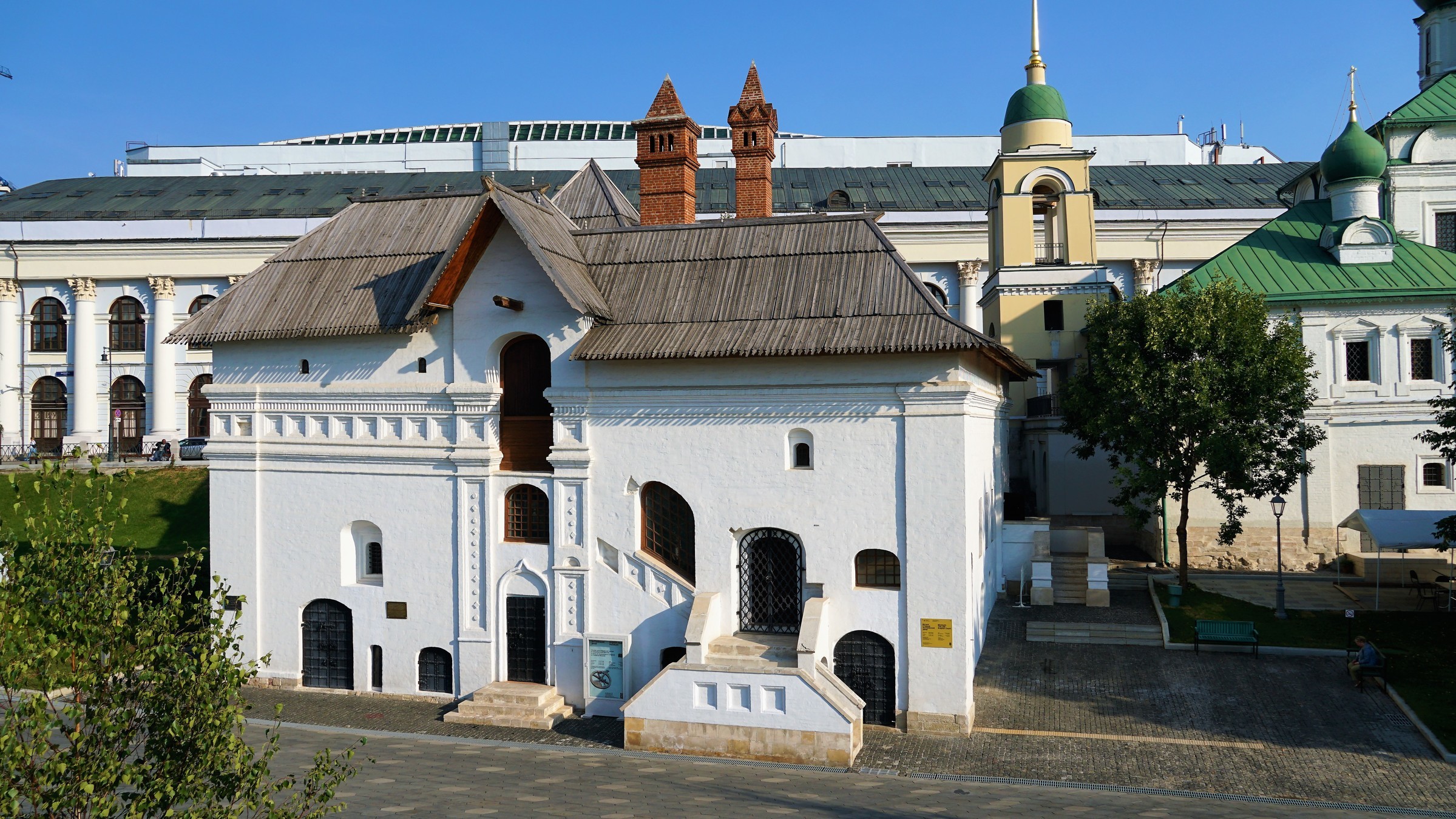 Музей «Старый Английский двор» (фото снаружи)